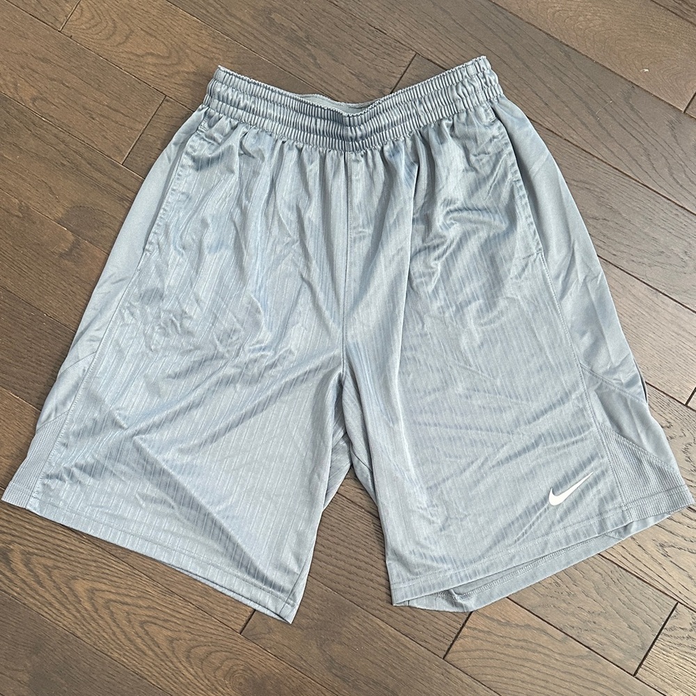 Nike Men's Silver/Grey Basketball Shorts